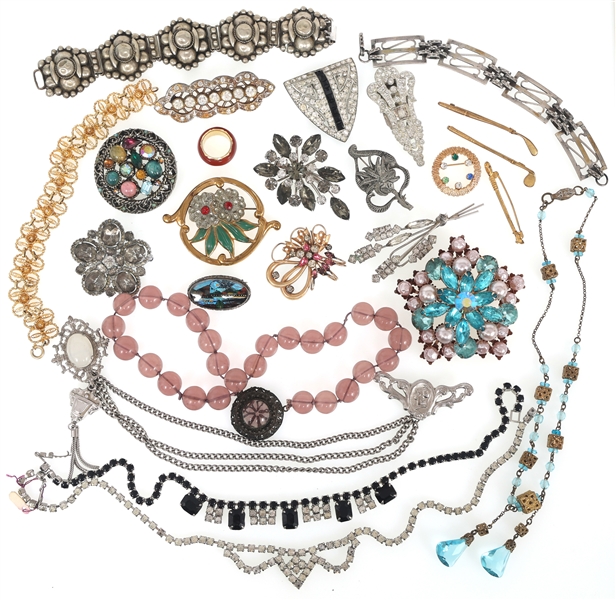 20TH C. LADIES COSTUME JEWELRY - BROOCHES & MORE