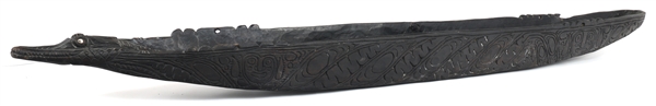 CARVED RAMU WOODEN FEAST BOWL FROM PAPUA NEW GUINEA