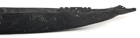 CARVED RAMU WOODEN FEAST BOWL FROM PAPUA NEW GUINEA