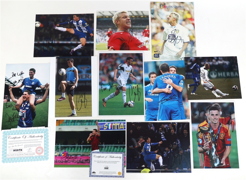 SOCCER AUTOGRAPHS - BECKHAM, TOTTI, VAZQUEZ 