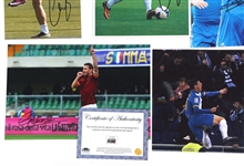 SOCCER AUTOGRAPHS - BECKHAM, TOTTI, VAZQUEZ 