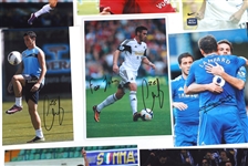 SOCCER AUTOGRAPHS - BECKHAM, TOTTI, VAZQUEZ 