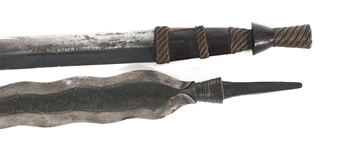 ETHNOGRAPHIC KNIVES & DAGGERS
