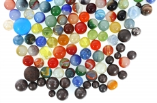 EARLY 20th C. GLASS MARBLES - CLEARIES, CATS EYE & MORE