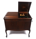VICTOR VICTROLA VV-220 TALKING MACHINE RECORD PLAYER