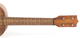 EARLY '70s KAMAKA 4-STRING UKULELE MADE IN HAWAII