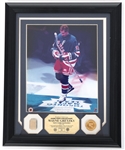 HOCKEY WAYNE GRETZKY GAME-USED STICK & FRAMED PHOTO