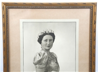 1949 QUEEN ELIZABETH THE QUEEN MOTHER SIGNED PHOTO