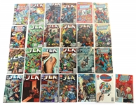 DC JUSTICE LEAGUE COMIC BOOKS 