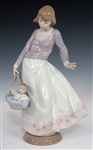 LLADRO OFF WE GO PORCELAIN FIGURINE 5874