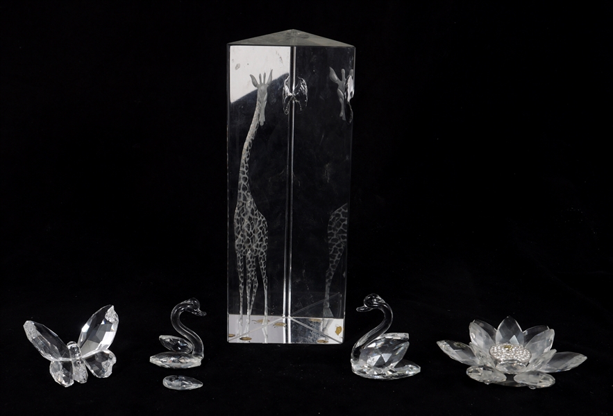 CRYSTAL AND GLASS DECOR FOR PARTS & REPAIR 
