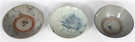 JAPANESE POTTERY BOWLS & SAUCERS 