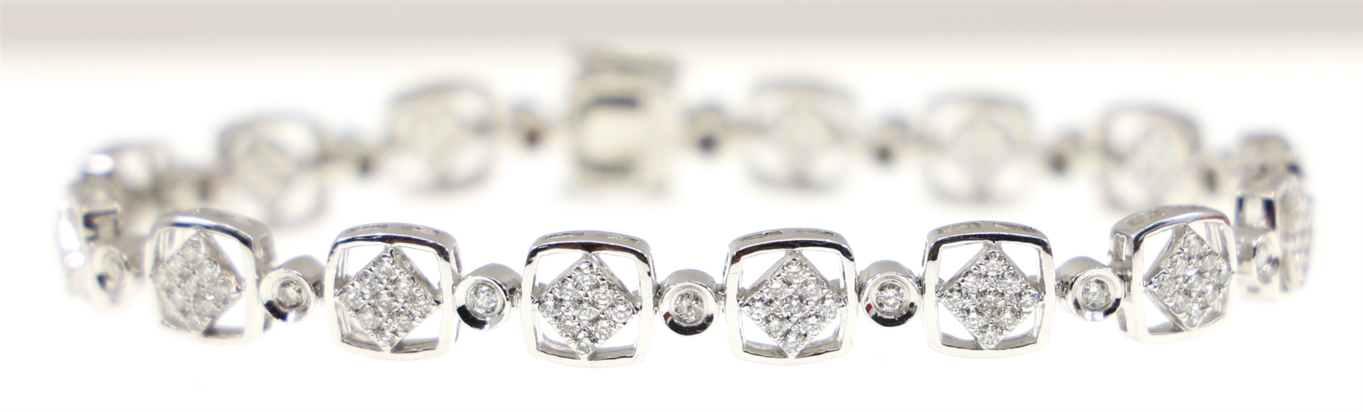 14K WHITE GOLD 1.30 CTW DIAMOND BRACELET 