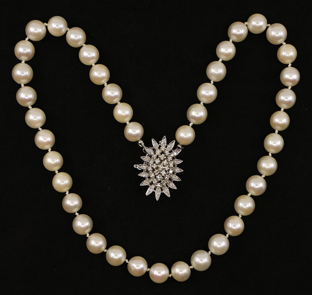 PEARL NECKLACE WITH 14K WHITE GOLD & DIAMOND CLASP