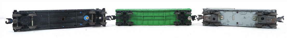 LIONEL O GAUGE MODEL TRAIN CARS 