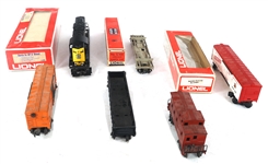 LIONEL O GAUGE MODEL TRAIN LOCOMOTIVE AND CARS