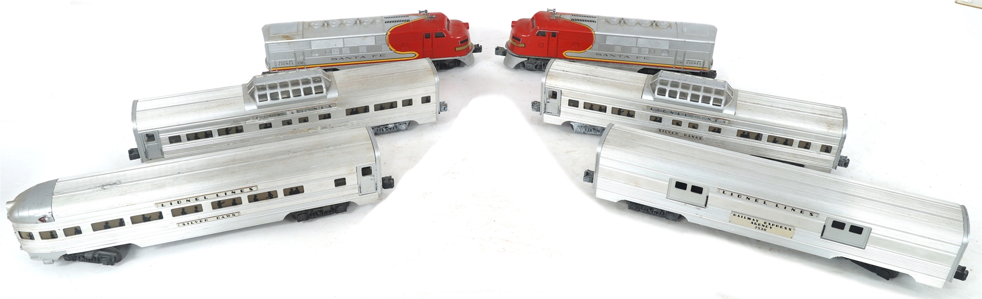 LIONEL O GAUGE MODEL TRAIN CARS 