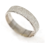 14K WHITE GOLD TEXTURED WEDDING BAND