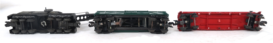 LIONEL O GAUGE MODEL TRAIN CARS & ENGINE 