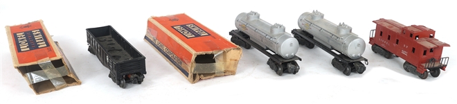 LIONEL O GAUGE MODEL TRAIN CARS