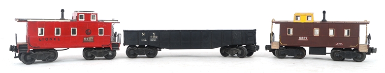 REPAINTED LIONEL O GAUGE MODEL TRAIN CARS & LOCOMOTIVE