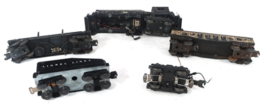LIONEL O GAUGE MODEL TRAIN CARS FOR PARTS & REPAIRS