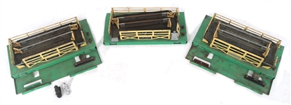 LIONEL O GAUGE MODEL TRAIN ACCESSORIES & BUILDINGS