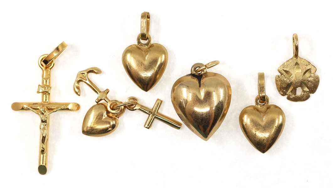 14K YELLOW GOLD PENDANT & CHARMS