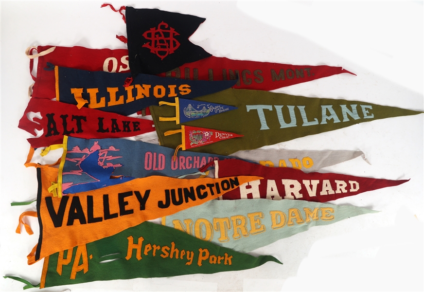 TRAVEL SOUVENIR PENNANTS 
