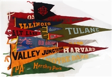 TRAVEL SOUVENIR PENNANTS 