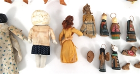 COLLECTIBLE TOURIST TRADE DOLLS 