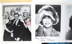 ACTOR & ENTERTAINER AUTOGRAPHS - BARKER, STREEP & BACON
