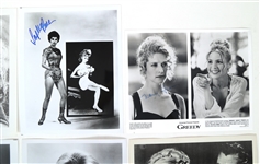 ACTOR & ENTERTAINER AUTOGRAPHS - BARKER, STREEP & BACON