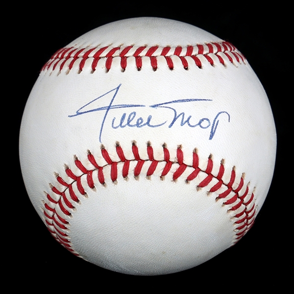 WILLIE MAYS HOF AUTOGRAPHED BASEBALL