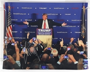 2016 US PRESIDENT DONALD TRUMP AUTOGRAPHED PHOTO