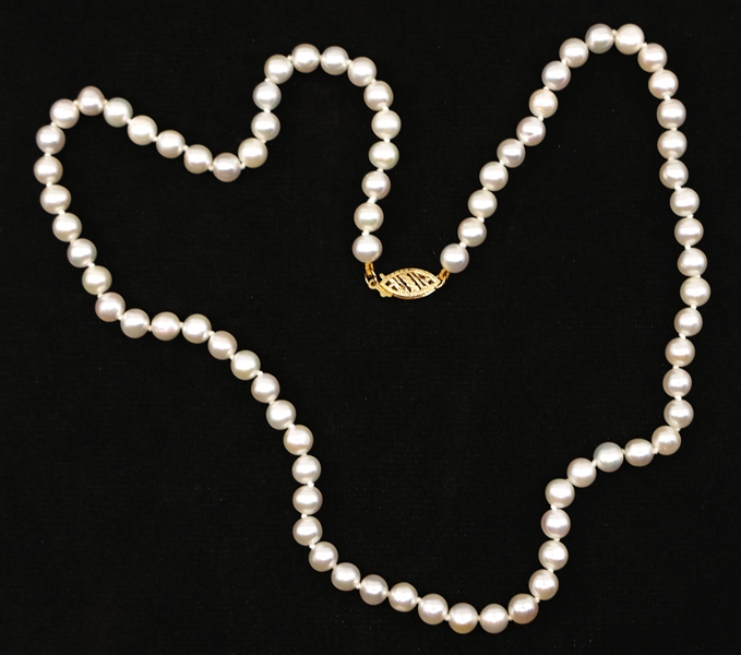 PEARL NECKLACE WITH 14K YELLOW GOLD CLASP