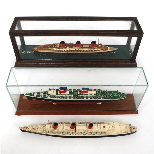 DIE-CAST MODEL SHIPS