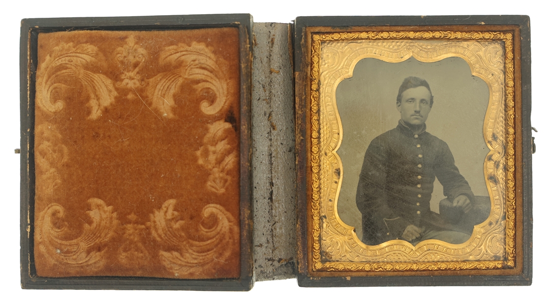 19TH C. TINTYPE OF CIVIL WAR UNION SOLDIER