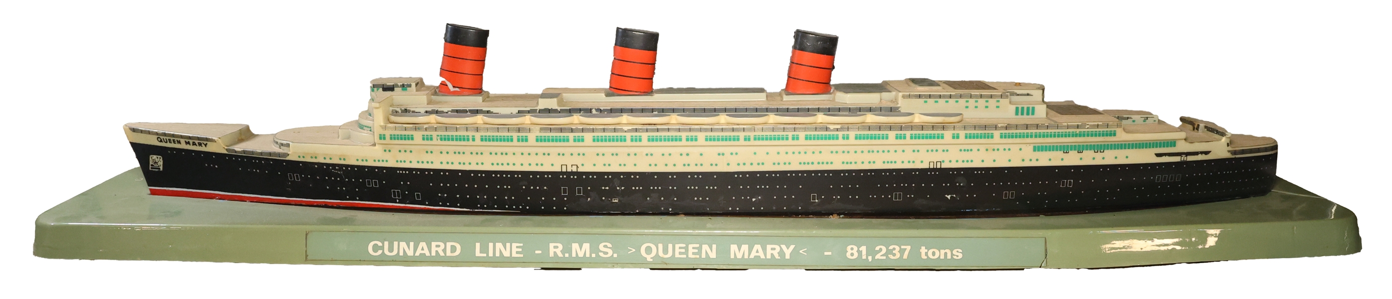 R.M.S. QUEEN MARY TRAVEL AGENT LIGHTED SHIP MODEL