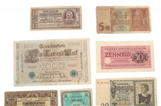 WWII ERA FOREIGN CURRENCY 