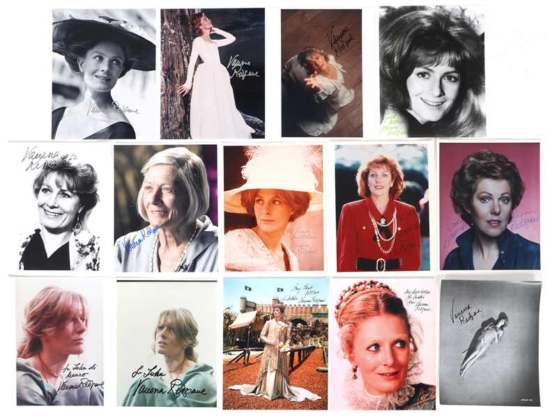 ACTOR AUTOGRAPHS - LYNN & VANESSA REDGRAVE