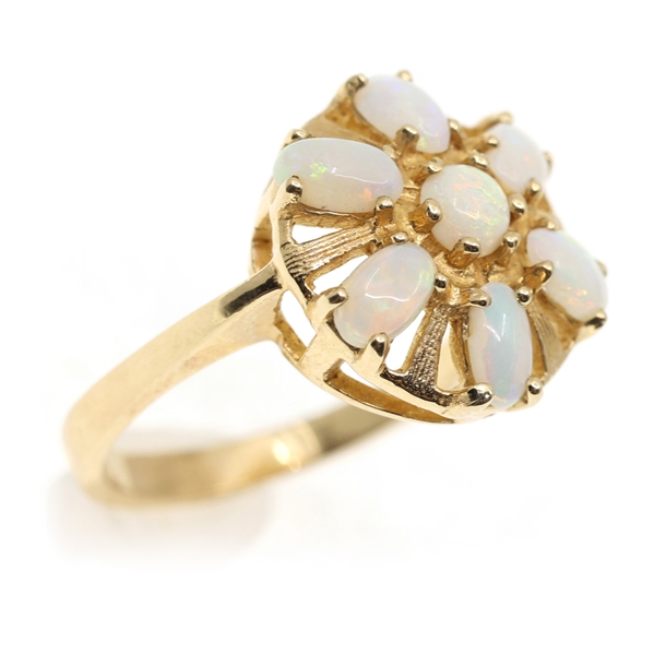 10K YELLOW GOLD OPAL FASHION RING