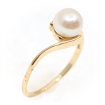 10K YELLOW GOLD PEARL FASHION RING