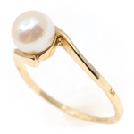 10K YELLOW GOLD PEARL FASHION RING