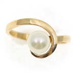 10K YELLOW GOLD PEARL FASHION RING