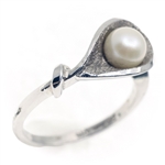 10K WHITE GOLD PEARL FASHION RING