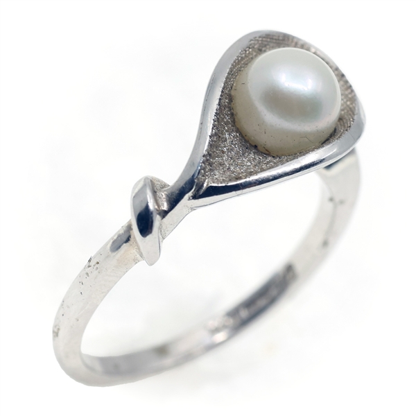 10K WHITE GOLD PEARL FASHION RING