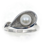 10K WHITE GOLD PEARL FASHION RING