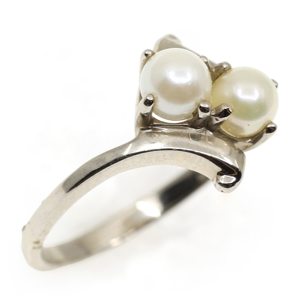 10K WHITE GOLD PEARL FASHION RING
