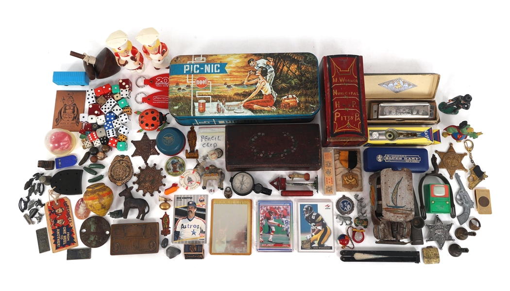 TRAVEL SOUVENIRS & TOYS 